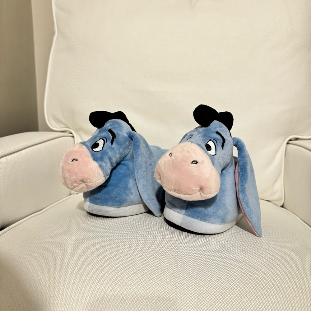 Women’s Eeyore Slippers